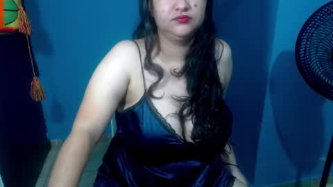 sweetkelly19 online show from September 17, 12:19 pm