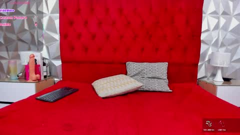 Lauren online show from April 18, 5:53 am