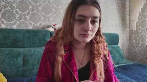 sweetliaison online show from February 19, 8:46 am