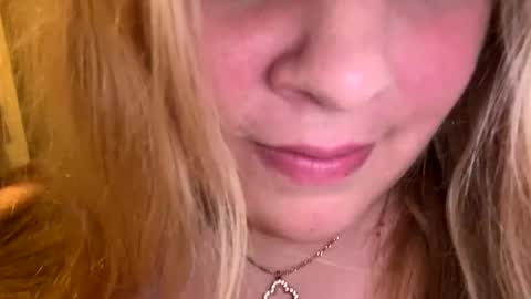 Lisa  online show from March 6, 8:05 pm