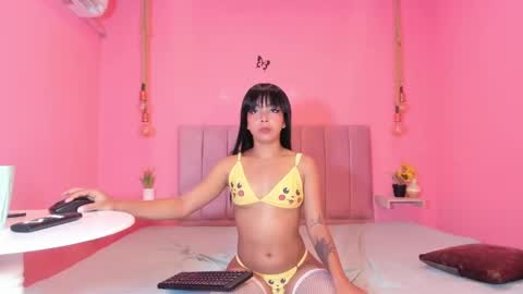 sweetmelody___ online show from October 7, 12:56 pm