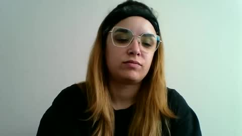 sweetmoonns2 online show from October 20, 6:24 pm