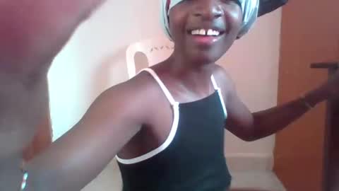 sweetpasion2 online show from March 1, 12:23 pm