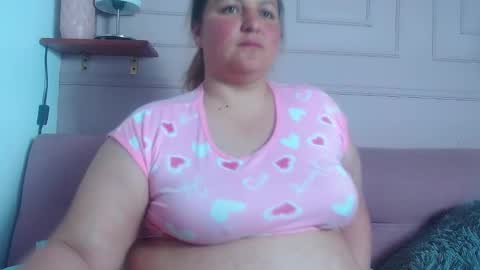 Snapshot of sweetrouse__ chatting on September 27, 3:21 pm Call me Rouse online show from September 27, 3:21 pm