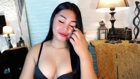 sam online show from February 7, 9:47 am