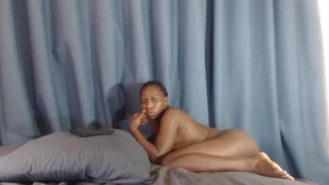 sweetslenderxx online show from November 10, 8:28 am