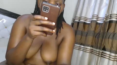 sweetslyvie online show from February 23, 6:48 am