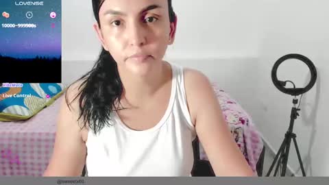 lili online show from March 5, 8:21 am