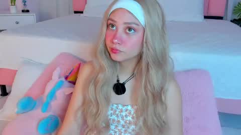 sweett_fire online show from April 29, 5:51 pm