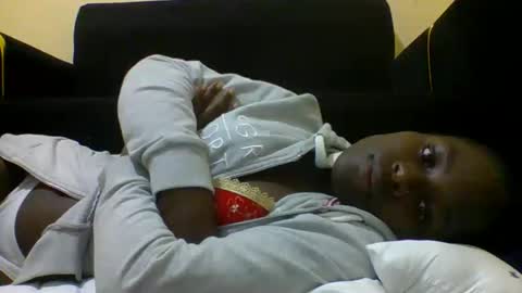 Snapshot of sweetvallerie chatting on October 28, 7:04 pm sweetvallerie online show from October 28, 7:04 pm