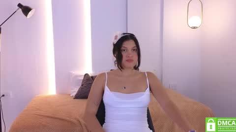Snapshot of sweetxpearl_ chatting on October 19, 8:57 pm Nami online show from October 19, 8:57 pm
