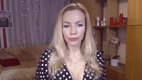 Sweety friend online show from December 1, 8:22 pm