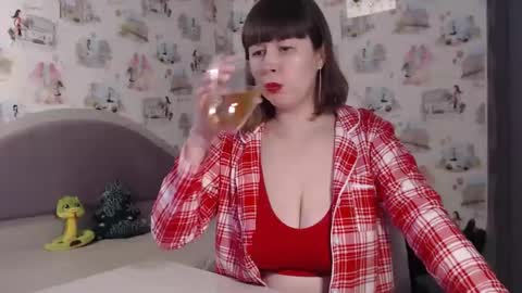 Snapshot of sweety_girlxx chatting on February 26, 2:16 pm Mila online show from February 26, 2:16 pm