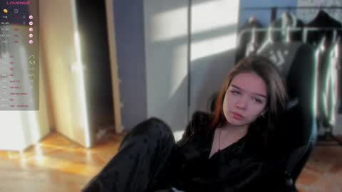 sweetydeviliya online show from December 5, 8:24 am