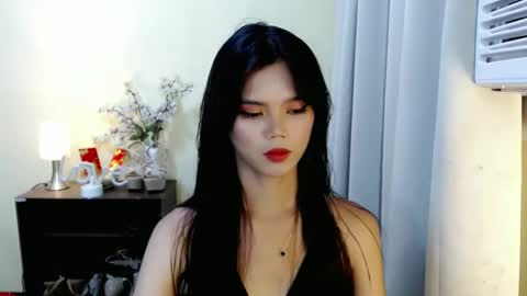 Snapshot of sweetytrannygirlxx chatting on March 4, 3:44 am Megan online show from March 4, 3:44 am