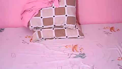 Sweetyummygirl online show from September 19, 12:26 am