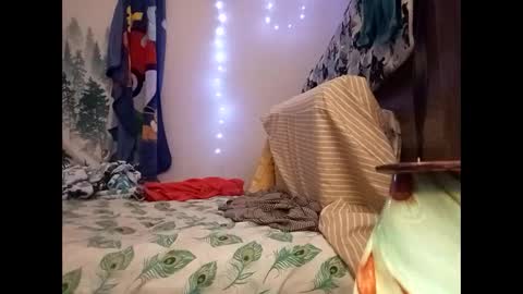 swollenclitneedsdad online show from November 22, 8:35 am