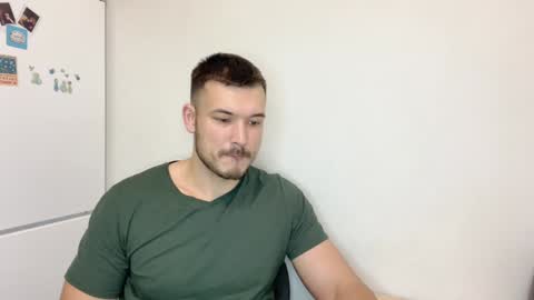 Snapshot of swordmansoul chatting on December 3, 6:22 pm swordmansoul online show from December 3, 6:22 pm