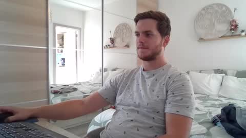 syl092 online show from September 11, 3:57 pm