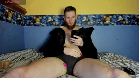 sylarfit9 online show from December 31, 1:52 pm