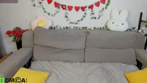 Sylvia online show from March 13, 2:15 am