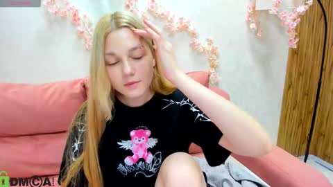 Snapshot of sylvia_ortiz chatting on September 14, 8:16 am Sylvia online show from September 14, 8:16 am