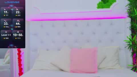 Arianna online show from February 12, 1:27 pm