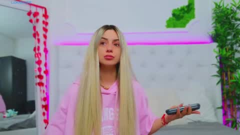 Arianna online show from March 11, 1:23 pm