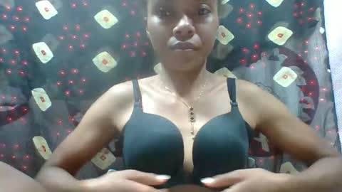 tahiryjosiah online show from April 21, 2:51 am