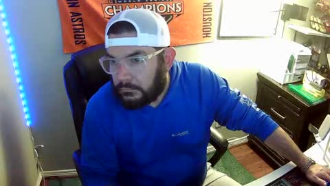 TaintNuzzler online show from September 24, 4:08 am