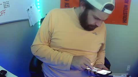 TaintNuzzler online show from February 7, 11:45 am