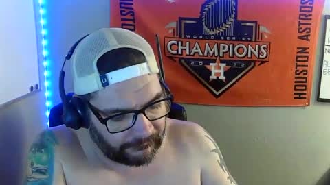 TaintNuzzler online show from March 3, 12:06 pm