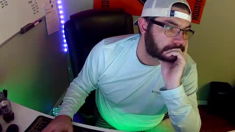 TaintNuzzler online show from January 22, 5:59 am