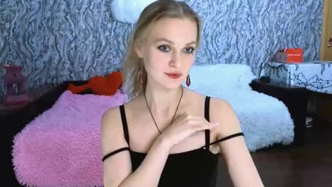 Im Taya  online show from October 22, 6:09 pm