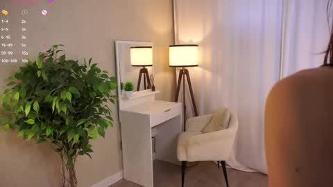 Jessi online show from September 9, 1:05 am