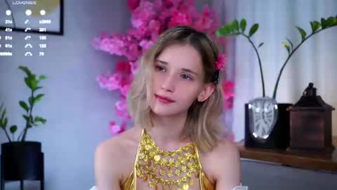 Mia online show from March 1, 4:37 am