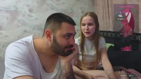 Snapshot of taiti_fox_cub chatting on September 23, 4:34 pm taiti_fox_cub online show from September 23, 4:34 pm