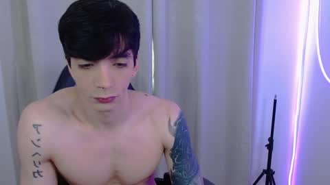 takeru___ online show from October 25, 2:17 pm