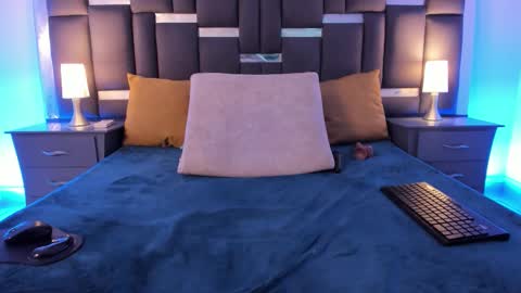 tali  online show from October 3, 10:29 pm