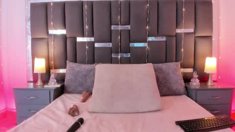 tali  online show from December 21, 12:28 am