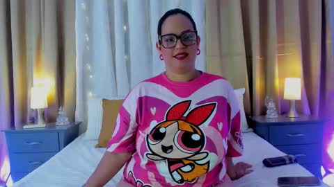 tali  online show from March 29, 8:32 pm