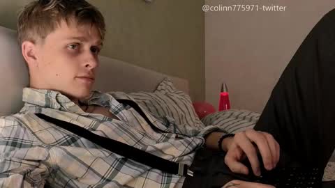 Snapshot of talkinghead7 chatting on September 18, 10:14 pm Colin online show from September 18, 10:14 pm