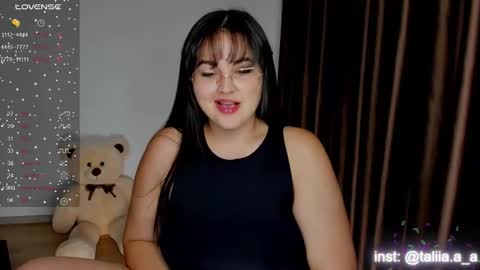 Snapshot of talla_la chatting on September 9, 9:09 am Talla online show from September 9, 9:09 am