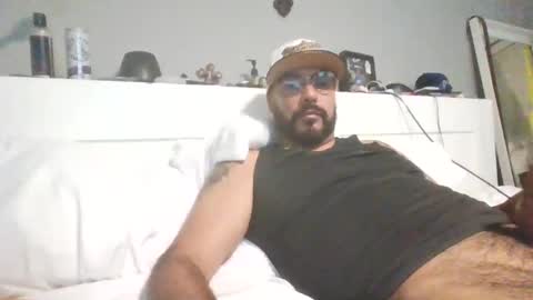 talllatino310 online show from November 17, 9:06 pm