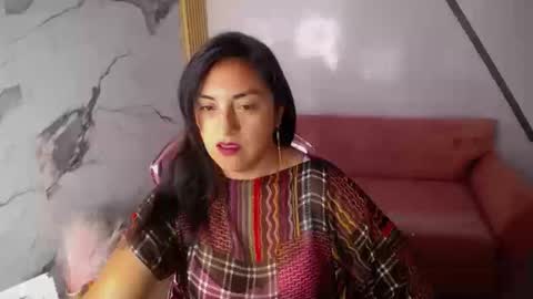 Snapshot of tamara_ch1 chatting on September 9, 4:01 am tamara_ch1 online show from September 9, 4:01 am