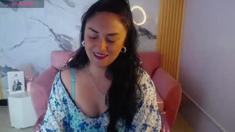 Snapshot of tamara_ch1 chatting on October 1, 3:27 am tamara_ch1 online show from October 1, 3:27 am