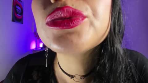 Snapshot of tamara_rouse1 chatting on September 15, 1:12 pm tamara online show from September 15, 1:12 pm