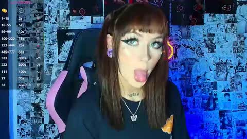 Cami 3 online show from January 12, 7:10 pm