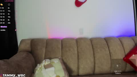Snapshot of tammy23_ chatting on January 2, 5:03 am Dont forget to follow me guys online show from January 2, 5:03 am