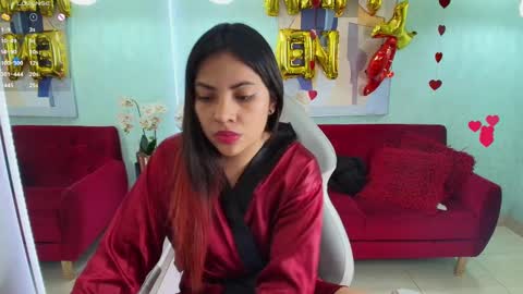 Snapshot of tammy_petit chatting on February 19, 10:45 am Tammy online show from February 19, 10:45 am